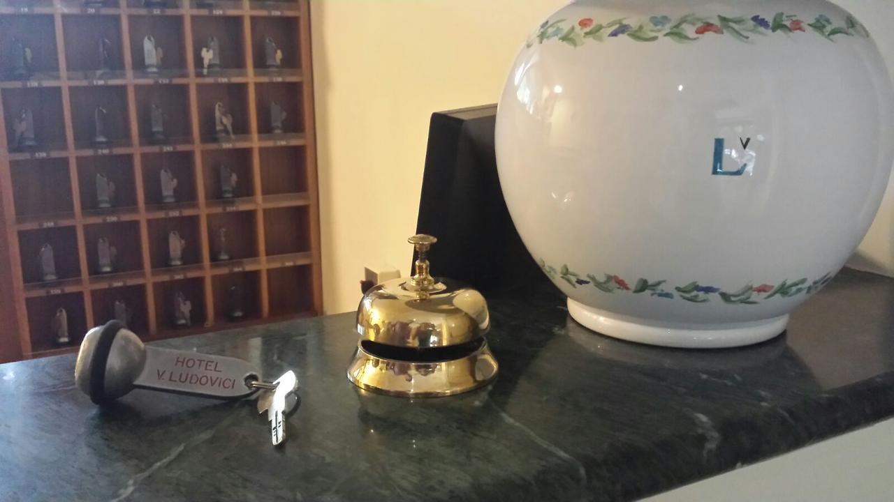 פיוג'י Hotel Ludovici מראה חיצוני תמונה